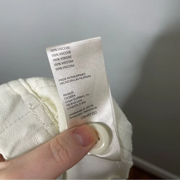 Anthropologie Cream Ankle Pants - Picture 9 of 9